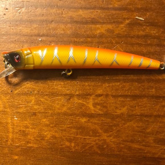 Fishing Lure Key Chain - Picture 2 of 3